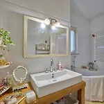 La Casa Di Mia - *